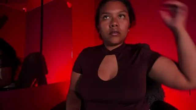 ale_cam's Live XXX Chat