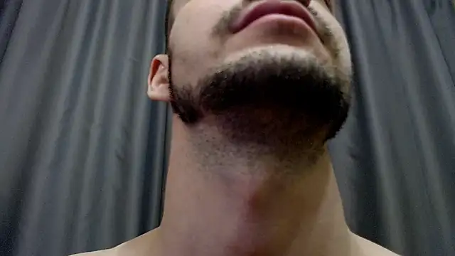 _Damien_thorn_ Adlı Modelin Canlı XXX Sohbeti