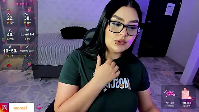 martinasaez Adlı Modelin Canlı XXX Sohbeti