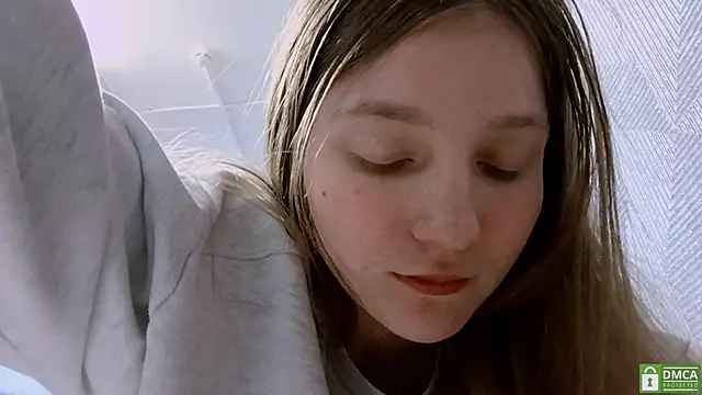 KateClarkyのライブXXXチャット