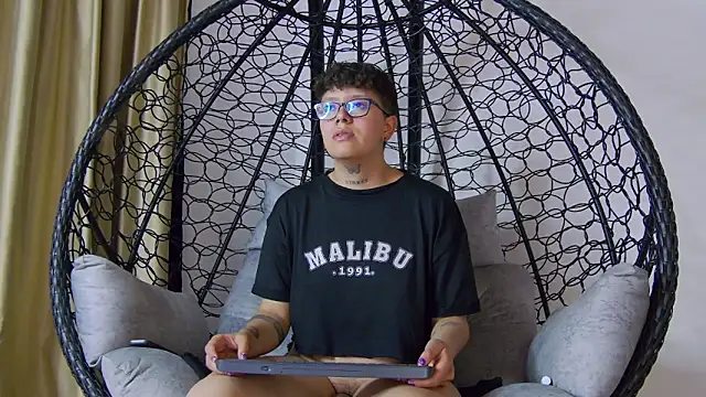 alex_noa Live XXX Chat