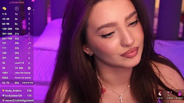 OceanEyessss_ Chat XXX in diretta