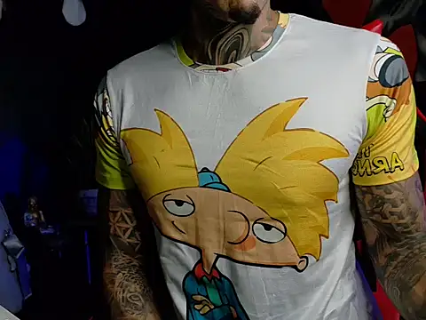 Chat XXX en directo de Molotov_Explosive