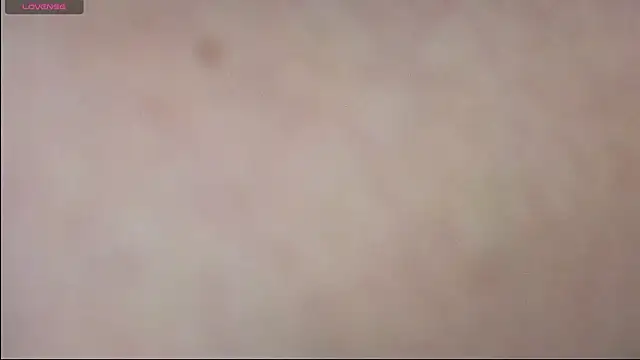 Rosaline_lov's Live XXX Chat