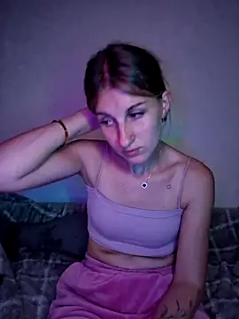 carolinakis_'s Live XXX Chat