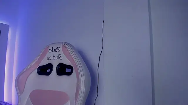 Molly_meow_js' Live XXX Chat