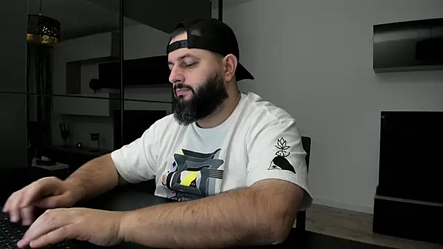 DravenPeak Live XXX-chat