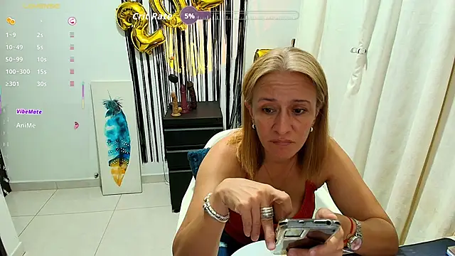 Chat XXX en directo de Naty_Stone