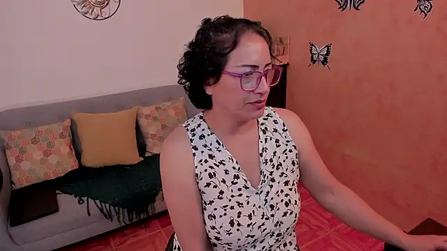 Онлайн чат XXX scarlet_wet