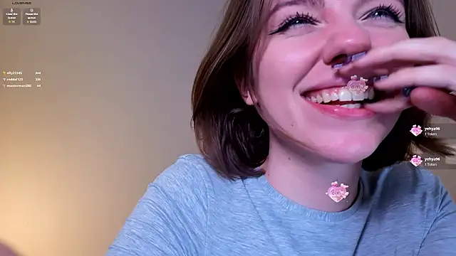 Онлайн чат XXX PollyRouge__