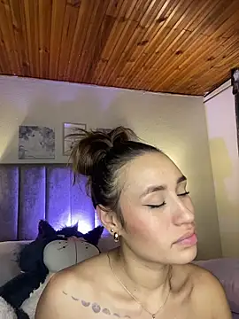 juliana-mancini 现场XXX聊天