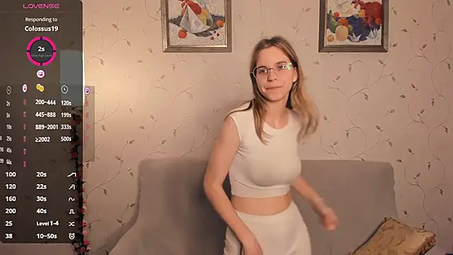 JoanBaggott Chat XXX in diretta