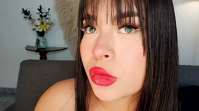 mia_roux1's Live XXX Chat