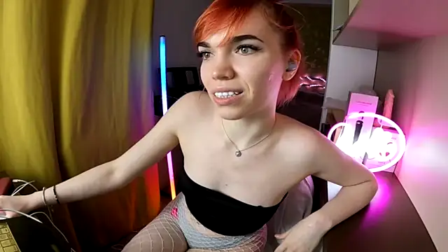 olivka-flower Adlı Modelin Canlı XXX Sohbeti