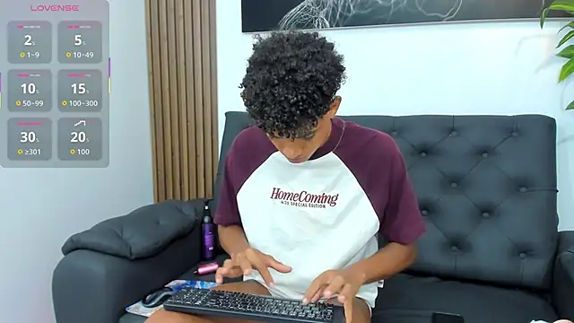 Chatroom XXX en direct de Jack_Rusel