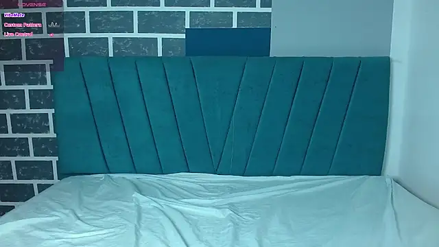 Chloe_Brown3 现场XXX聊天