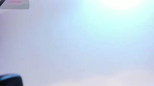 isaa_stone Adlı Modelin Canlı XXX Sohbeti