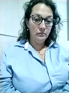 -Saraqueen Adlı Modelin Canlı XXX Sohbeti