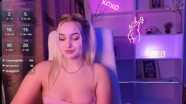 adrelaxina Adlı Modelin Canlı XXX Sohbeti