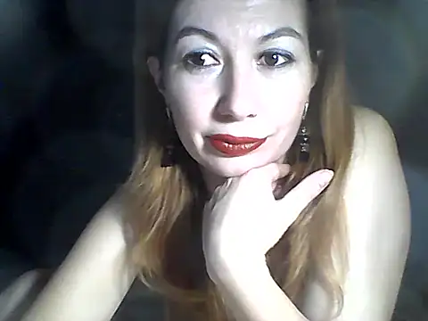 Olesja: онлайн-секс-чат