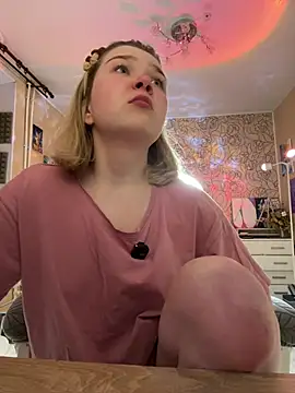 Živý XXX chat KeLsi_MoRRoe_