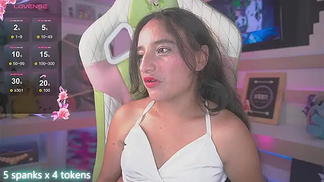 Chat XXX ao vivo de emily_jonexs_