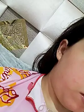 دردشة Beerrry الجنسية المباشرة