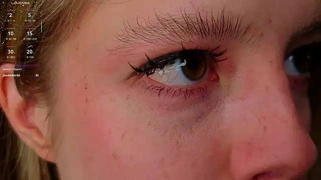 TiffinyMergist: онлайн-секс-чат