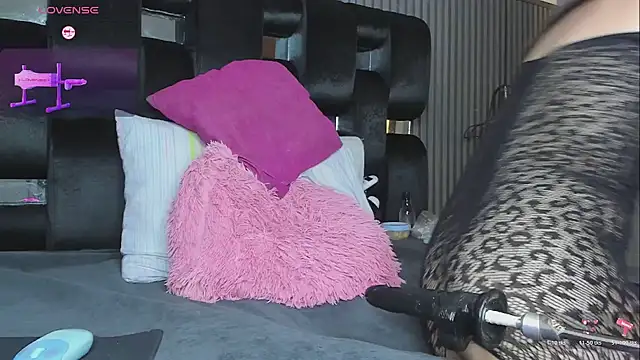 levana1 Adlı Modelin Canlı XXX Sohbeti