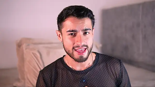 Chat +18 de aydan_hw ao vivo