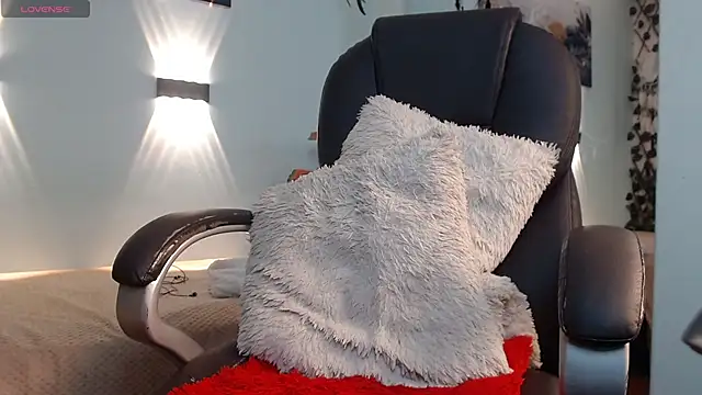 xlunna: онлайн-секс-чат