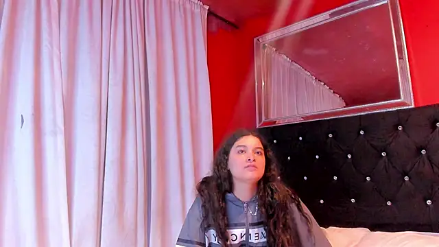 Онлайн чат XXX JustiinJazmin