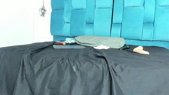 Chat +18 de mia__fernandez ao vivo