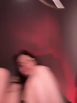 Chat +18 de KissMeSasha ao vivo