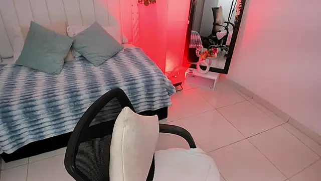 Онлайн чат XXX mayukim