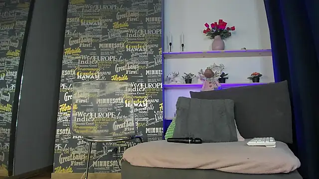 DemmiLove Live XXX Chat