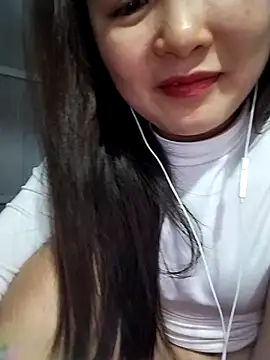 moa_koa élő XXX-chatje