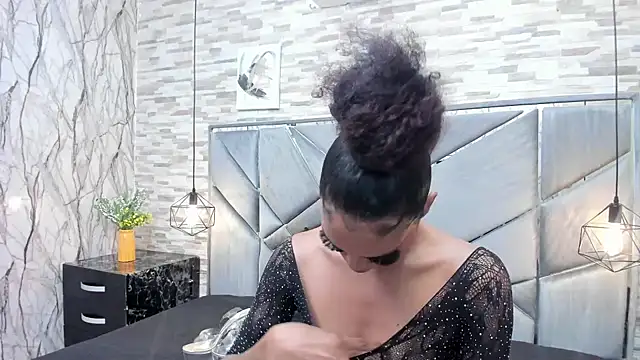 Fantasy_Trans_n Webbikameraesitys