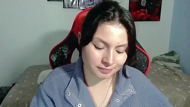 yessica_gomez01 Adlı Modelin Canlı XXX Sohbeti