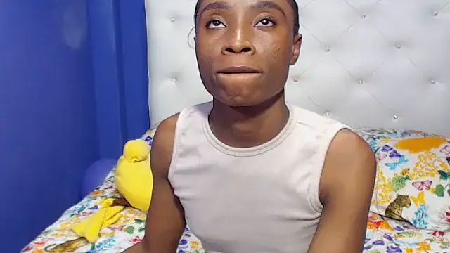 XXX chat uživo modela braguitashumedas