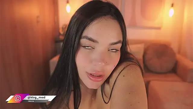 amelie_gonzalez 现场XXX聊天