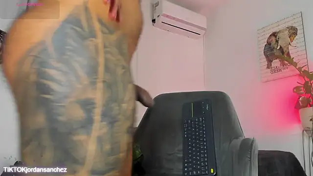 دردشة JordanSmiith_ الجنسية المباشرة