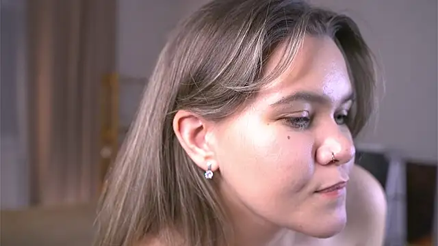 MayPortman: онлайн-секс-чат