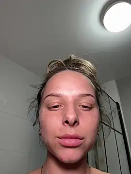 KayleeBella Webcamshow