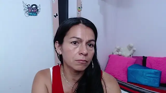 camilavargas_'s Live XXX Chat