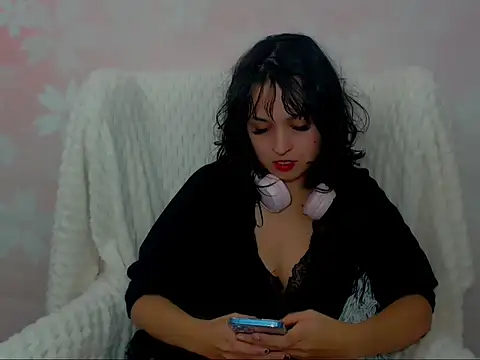 RosieSpark Adlı Modelin Canlı XXX Sohbeti