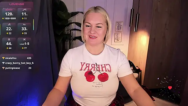 YolandaKissのライブXXXチャット