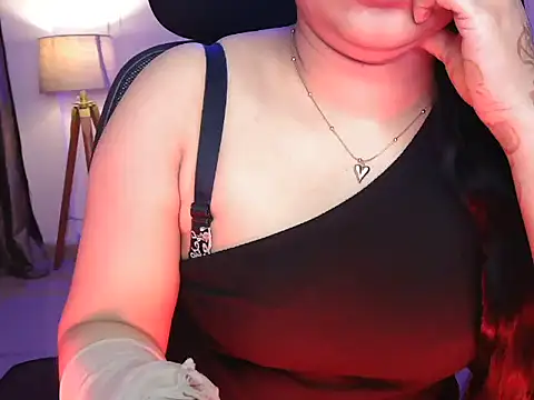 Royal_zara's Webcam Show