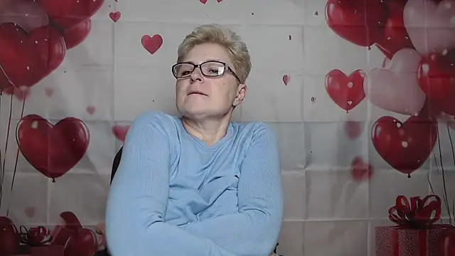 EmiliaGree's Webcam Show