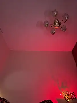 Cinamoonn's Live XXX Chat